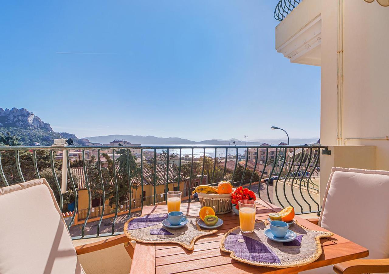 Murphy Holiday Home - Le Residenze Di Padule 02 La Maddalena  Exteriör bild